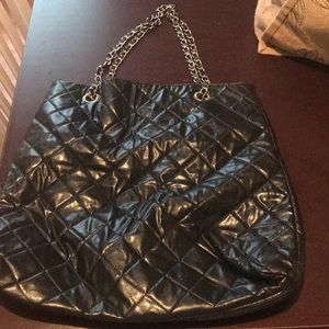 Black Textured Pleather Should bag w/ chain